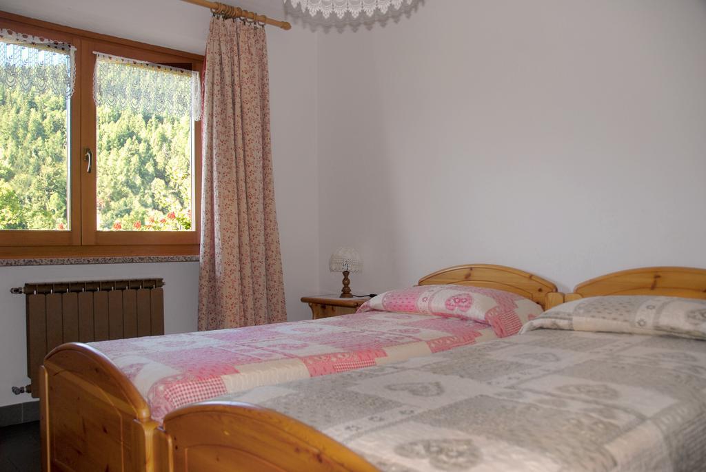 Agriturismo Plan D'Avie Aosta Cameră foto
